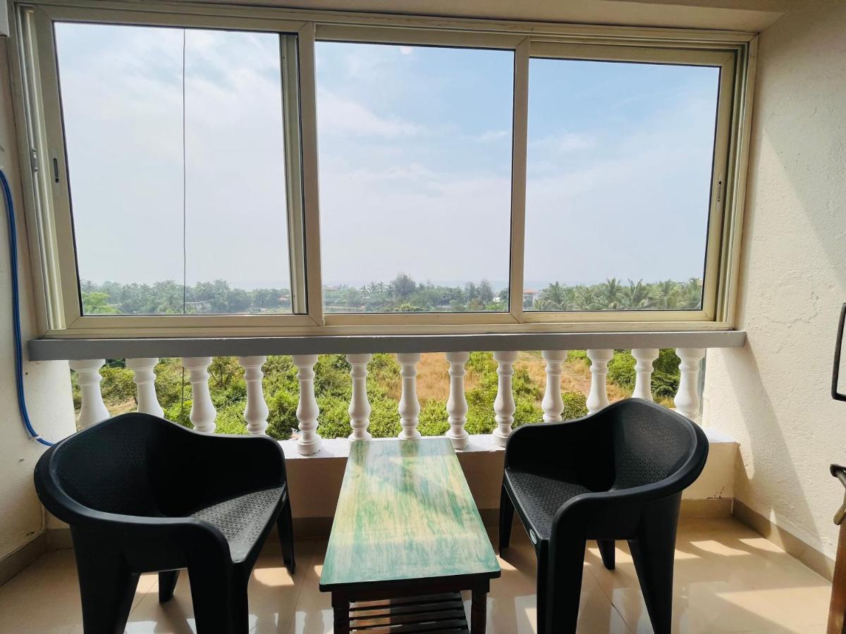 Nagas Hotel Satyavati Morjim Exterior photo